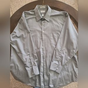 Mens dress shirt Van Heusen brand  size 18 2X Large